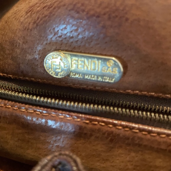 Fendi 100% leather - Picture 2 of 11
